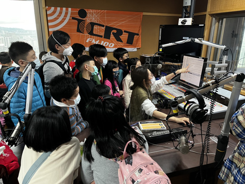 News Studio img